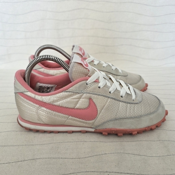 VTG Nike Womens Waffle Racer 2 II Pink Cream Shoes Sneakers 303919-281 Size 7 - Picture 1 of 12